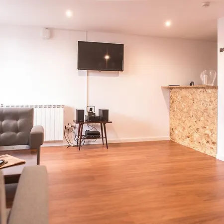Republica Hostel&suites Oporto