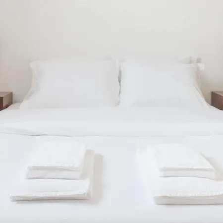 Republica & אכסניה פורטו